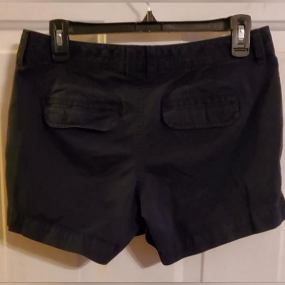 Old Navy Perfect 5" Shorts, Women's size 2 reg - Picture 3 of 6